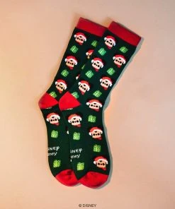 Quantum Collectibles Funko Pop! Disney Holiday Collectors Box - With 2 Pop! Vinyl Figures - Amazon Exclusive Pre-Order 11 Quantum Collectibles Funko Pop! Disney Holiday Collectors Box - With 2 Pop! Vinyl Figures - Amazon Exclusive Pre-Order