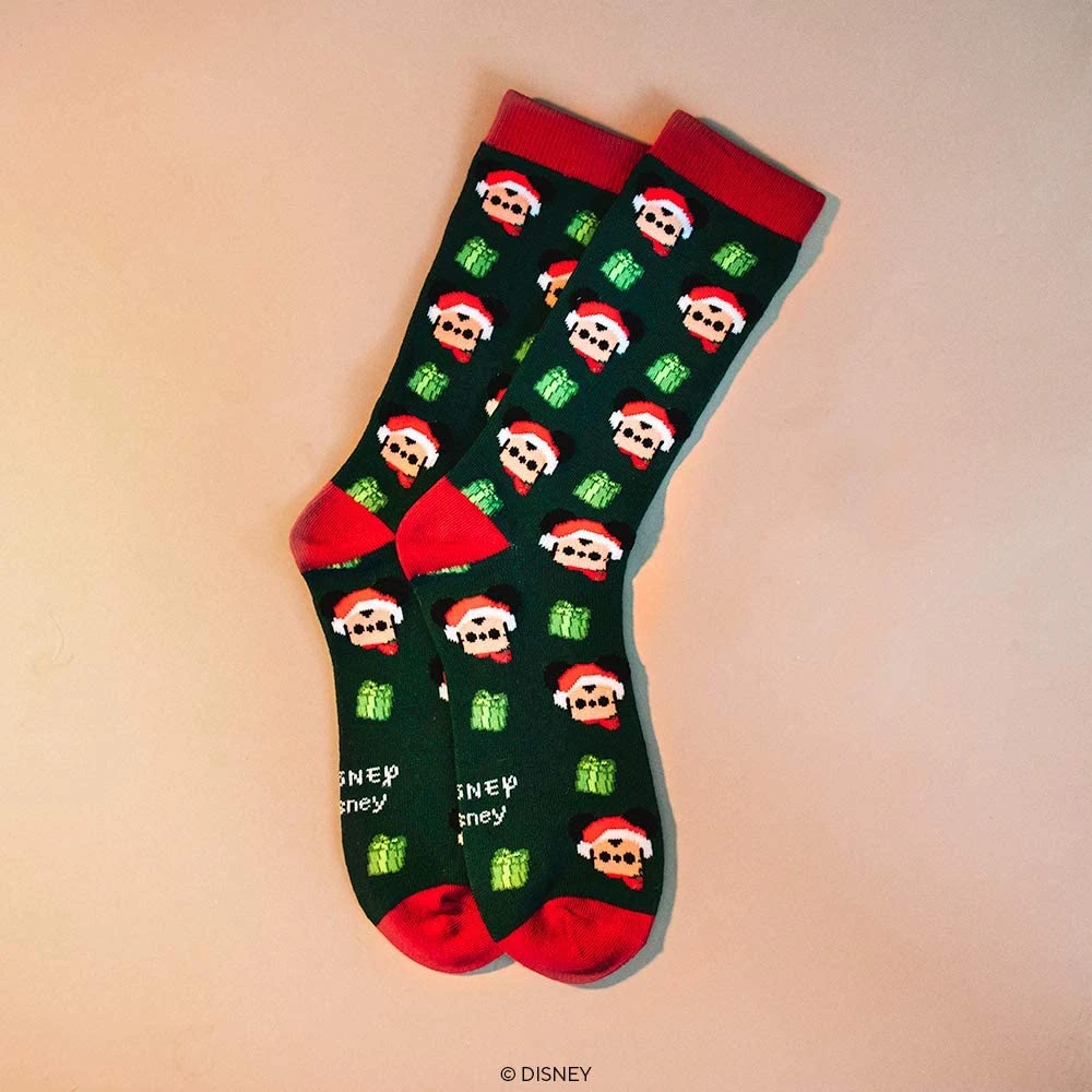 Quantum Collectibles Funko Pop! Disney Holiday Collectors Box - With 2 Pop! Vinyl Figures - Amazon Exclusive Pre-Order 5 Quantum Collectibles Funko Pop! Disney Holiday Collectors Box - With 2 Pop! Vinyl Figures - Amazon Exclusive Pre-Order