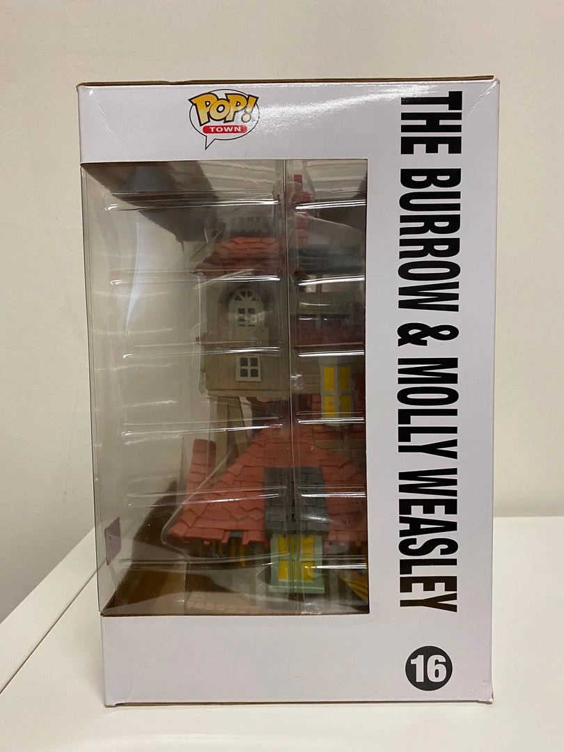 Quantum Collectibles Funko Pop! Harry Potter Molly Weasley With Burrow Con Sticker 4 Quantum Collectibles Funko Pop! Harry Potter Molly Weasley With Burrow Con Sticker