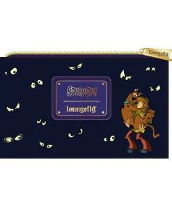 Quantum Collectibles Loungefly Scooby-Doo! Ghost Chase Glow In The Dark Flap Wallet Preorder